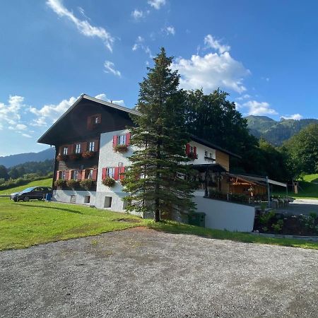 Gasthaus Sulzfluh Шрунс Екстер'єр фото